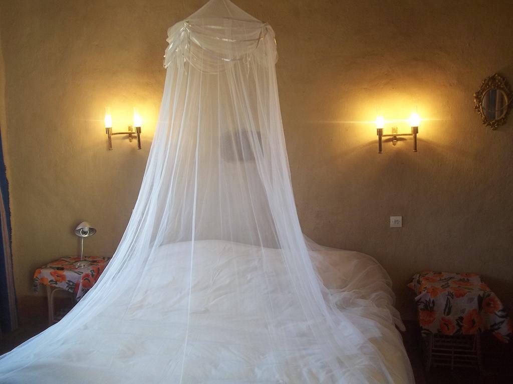 Nour El Balad Luxor Quarto foto