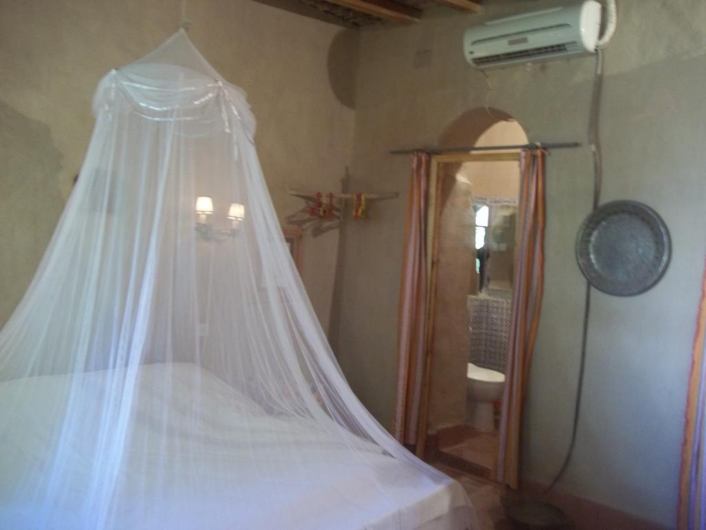 Nour El Balad Luxor Quarto foto